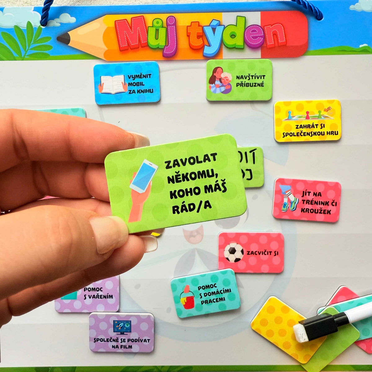 Denní magnetický organizér